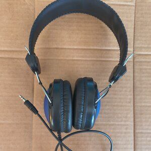 Multi-platform noise cancellation headphones for PC, Music, and Gaming